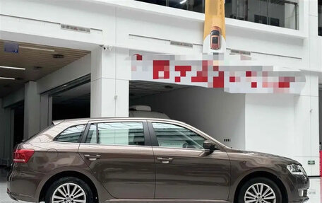 Volkswagen Lavida, 2015 год, 990 035 рублей, 4 фотография