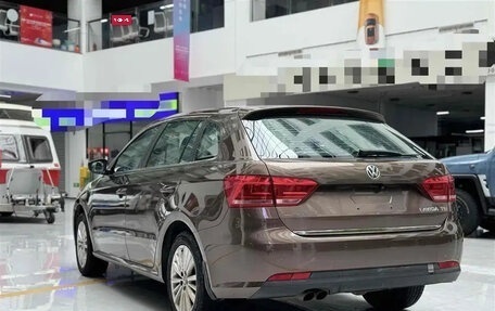 Volkswagen Lavida, 2015 год, 990 035 рублей, 7 фотография