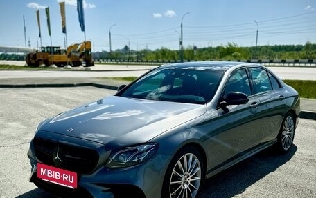 Mercedes-Benz E-Класс, 2020 год, 5 200 000 рублей, 4 фотография