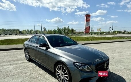 Mercedes-Benz E-Класс, 2020 год, 5 200 000 рублей, 3 фотография