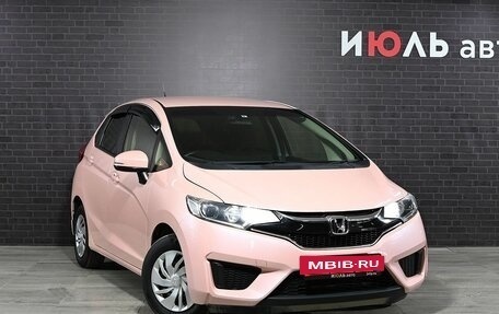 Honda Fit III, 2017 год, 1 350 000 рублей, 3 фотография
