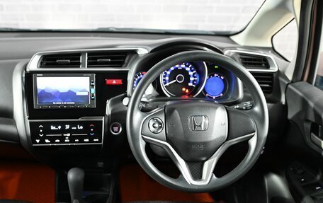 Honda Fit III, 2017 год, 1 350 000 рублей, 17 фотография