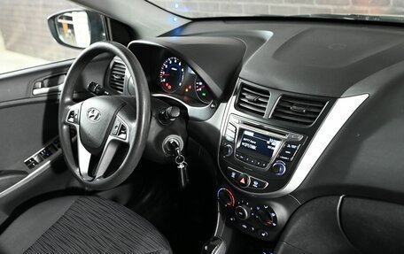 Hyundai Solaris II рестайлинг, 2015 год, 1 350 000 рублей, 15 фотография