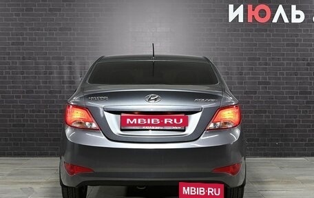 Hyundai Solaris II рестайлинг, 2015 год, 1 350 000 рублей, 5 фотография