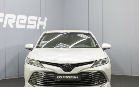 Toyota Camry, 2018 год, 2 590 000 рублей, 3 фотография