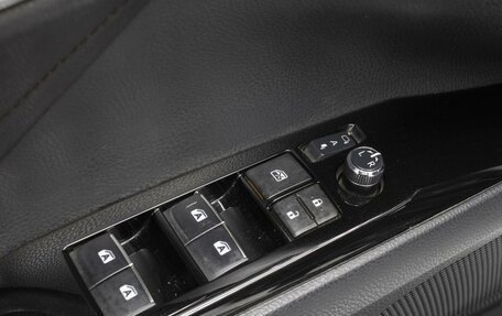 Toyota Camry, 2018 год, 2 590 000 рублей, 20 фотография