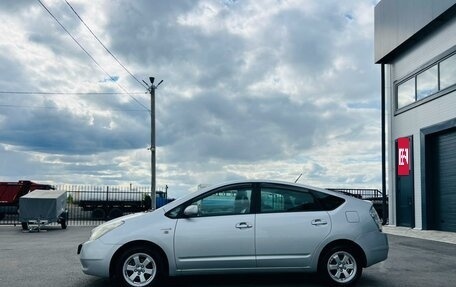 Toyota Prius, 2008 год, 859 000 рублей, 3 фотография