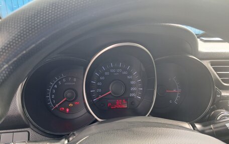 KIA Rio III рестайлинг, 2013 год, 830 000 рублей, 9 фотография