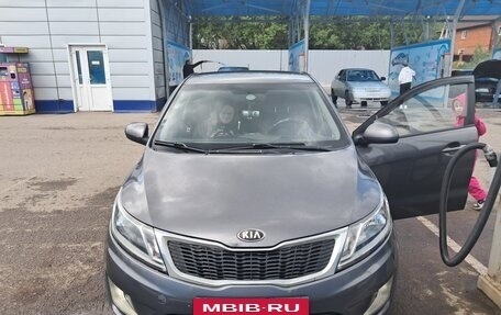 KIA Rio III рестайлинг, 2013 год, 830 000 рублей, 5 фотография