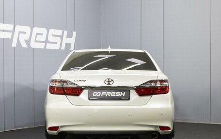 Toyota Camry, 2017 год, 1 990 000 рублей, 4 фотография
