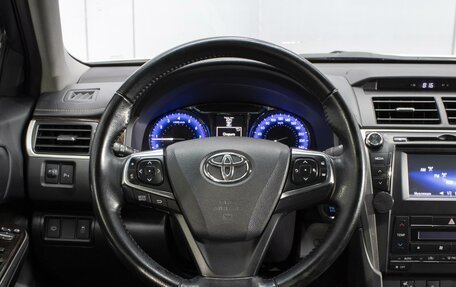 Toyota Camry, 2017 год, 1 990 000 рублей, 12 фотография