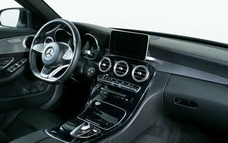 Mercedes-Benz C-Класс, 2016 год, 3 099 000 рублей, 10 фотография