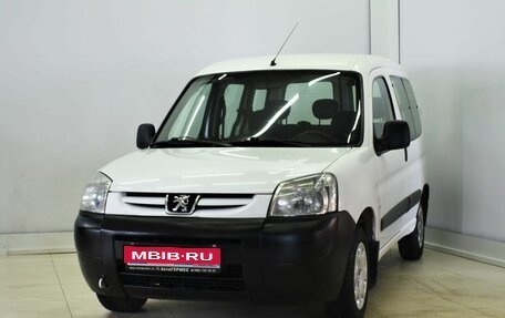 Peugeot Partner II рестайлинг 2, 2010 год, 450 000 рублей, 1 фотография