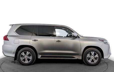 Lexus LX III, 2017 год, 8 300 000 рублей, 4 фотография