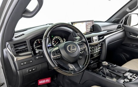 Lexus LX III, 2017 год, 8 300 000 рублей, 16 фотография