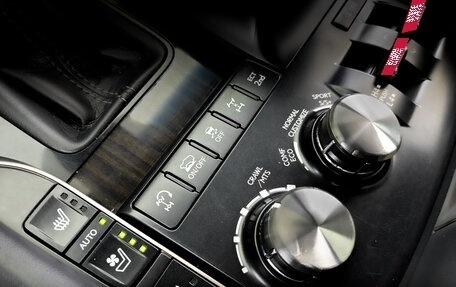 Lexus LX III, 2017 год, 8 300 000 рублей, 30 фотография