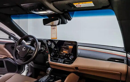 Lexus ES VII, 2025 год, 5 600 055 рублей, 15 фотография