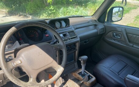 Mitsubishi Montero III, 1995 год, 550 000 рублей, 9 фотография