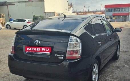 Toyota Prius, 2008 год, 745 000 рублей, 4 фотография