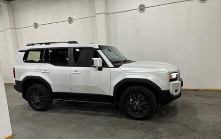 Toyota Land Cruiser Prado, 2024 год, 7 400 000 рублей, 7 фотография
