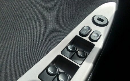 Hyundai Solaris II рестайлинг, 2014 год, 910 000 рублей, 11 фотография