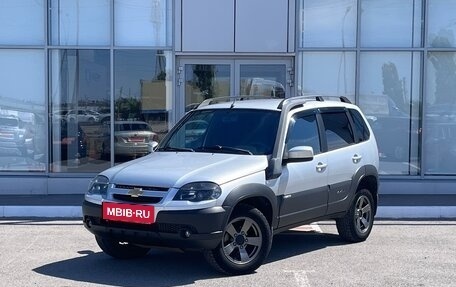 Chevrolet Niva I рестайлинг, 2018 год, 980 000 рублей, 1 фотография