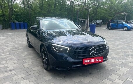 Mercedes-Benz E-Класс, 2022 год, 5 300 000 рублей, 2 фотография