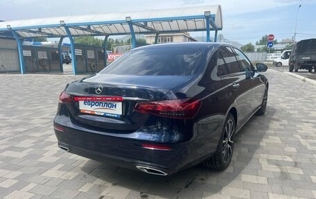 Mercedes-Benz E-Класс, 2022 год, 5 300 000 рублей, 3 фотография