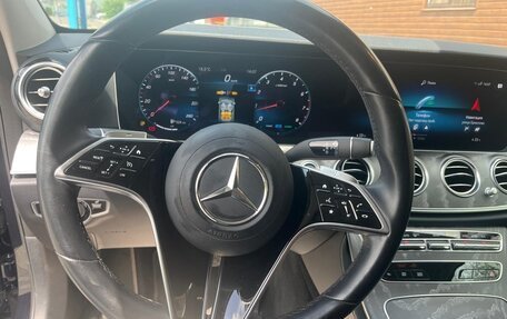 Mercedes-Benz E-Класс, 2022 год, 5 300 000 рублей, 5 фотография