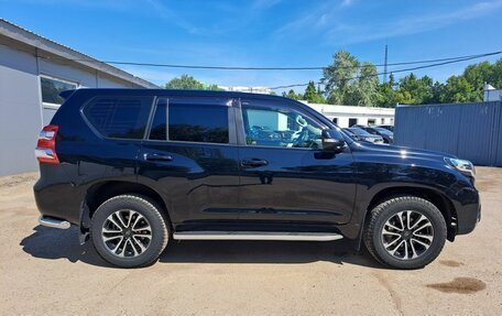 Toyota Land Cruiser Prado 150 рестайлинг 2, 2014 год, 3 550 000 рублей, 4 фотография