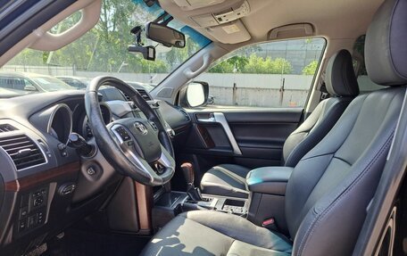 Toyota Land Cruiser Prado 150 рестайлинг 2, 2014 год, 3 550 000 рублей, 16 фотография