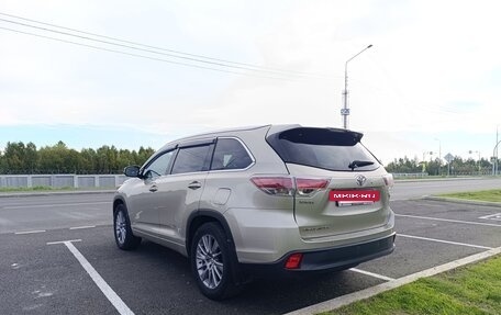 Toyota Highlander III, 2014 год, 3 100 000 рублей, 3 фотография