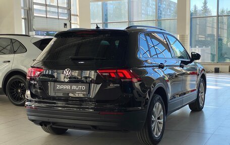 Volkswagen Tiguan II, 2020 год, 2 549 000 рублей, 4 фотография