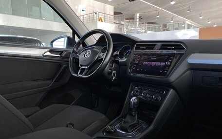Volkswagen Tiguan II, 2020 год, 2 549 000 рублей, 9 фотография