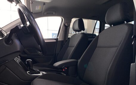 Volkswagen Tiguan II, 2020 год, 2 549 000 рублей, 17 фотография