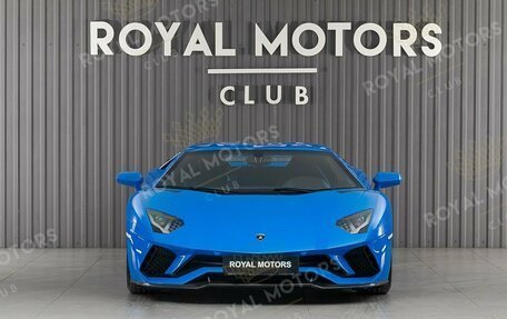 Lamborghini Aventador I рестайлинг, 2017 год, 32 500 000 рублей, 3 фотография