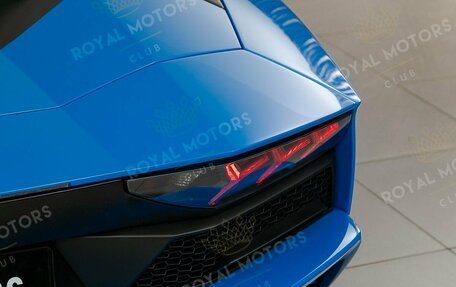 Lamborghini Aventador I рестайлинг, 2017 год, 32 500 000 рублей, 8 фотография