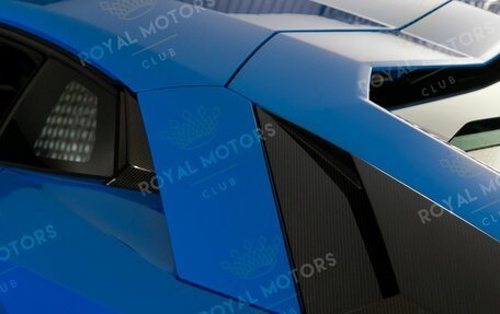 Lamborghini Aventador I рестайлинг, 2017 год, 32 500 000 рублей, 7 фотография