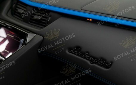 Lamborghini Aventador I рестайлинг, 2017 год, 32 500 000 рублей, 18 фотография