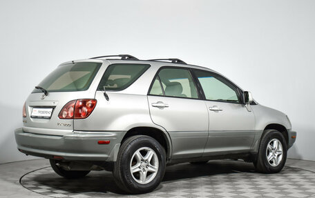 Lexus RX IV рестайлинг, 2000 год, 870 000 рублей, 5 фотография