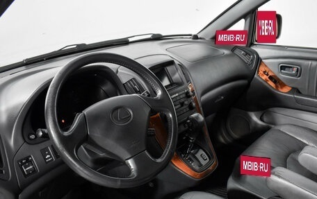 Lexus RX IV рестайлинг, 2000 год, 870 000 рублей, 9 фотография