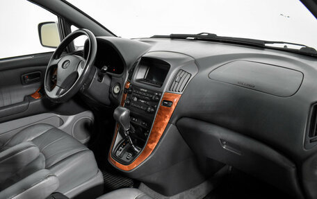 Lexus RX IV рестайлинг, 2000 год, 870 000 рублей, 13 фотография