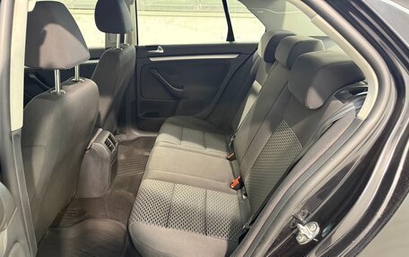 Volkswagen Jetta VI, 2010 год, 599 800 рублей, 6 фотография