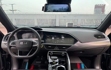 Geely Tugella FY11, 2022 год, 1 990 000 рублей, 10 фотография