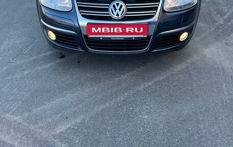 Volkswagen Jetta VI, 2010 год, 1 090 000 рублей, 2 фотография