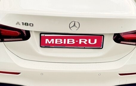 Mercedes-Benz A-Класс, 2021 год, 3 500 000 рублей, 9 фотография