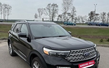 Ford Explorer VI, 2021 год, 3 400 000 рублей, 2 фотография