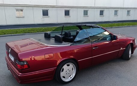 Mercedes-Benz E-Класс, 1993 год, 7 700 000 рублей, 2 фотография