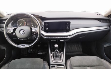 Skoda Octavia IV, 2020 год, 1 850 000 рублей, 12 фотография