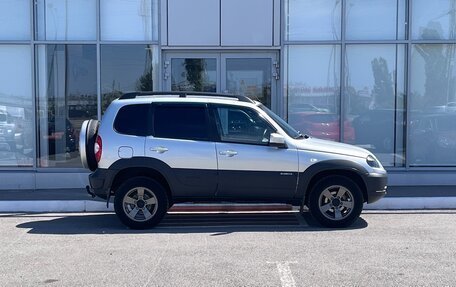 Chevrolet Niva I рестайлинг, 2018 год, 980 000 рублей, 4 фотография
